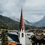 Post Seefeld - Wellnesshotel Tirol 호텔
