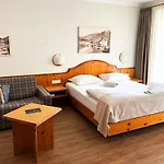 Post Seefeld - Wellnesshotel Tirol Otel