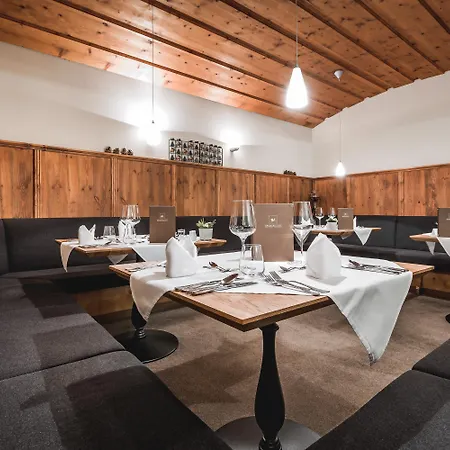 호텔 Post Seefeld - Wellnesshotel Tirol 4*