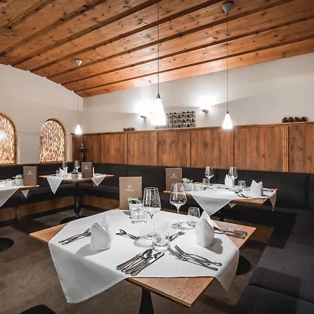 Post Seefeld - Wellnesshotel Tirol Hotell