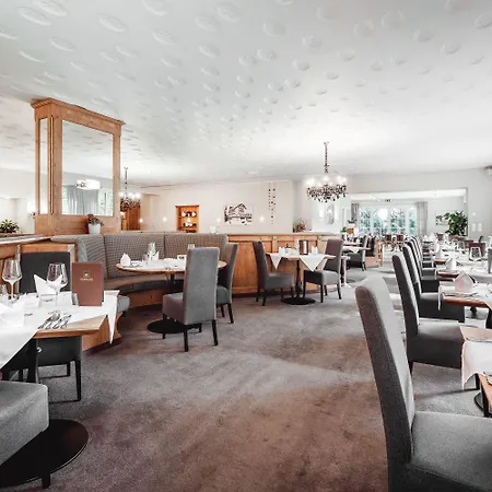 Hotell Post Seefeld - Wellnesshotel Tirol 4*