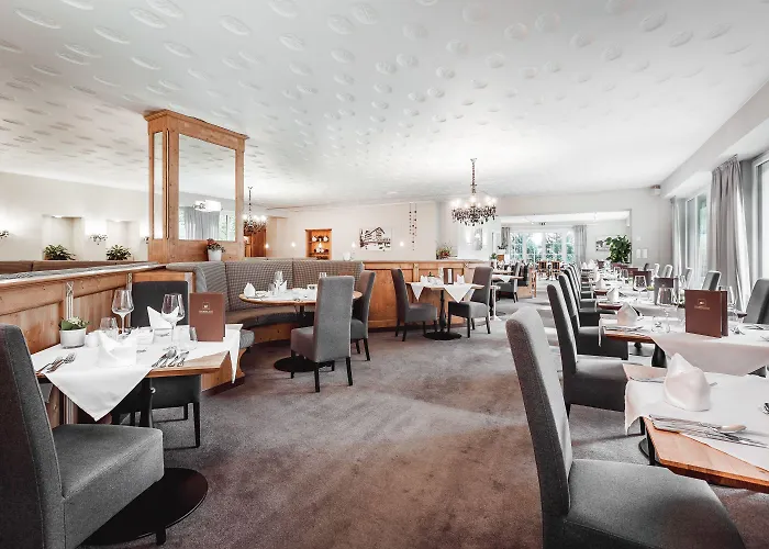 ホテル Post Seefeld - Wellnesshotel Tirol 4*