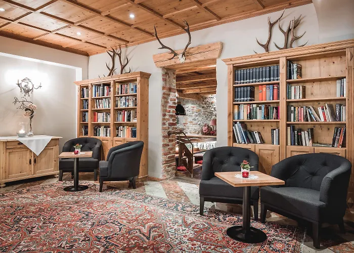 Post Seefeld - Wellnesshotel Tirol Отель Зеефельд в Тироле