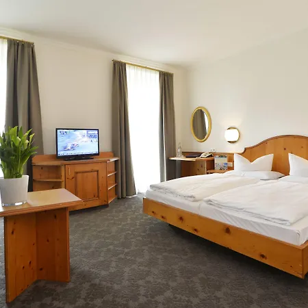 Krumers Post Hotel&spa 4*