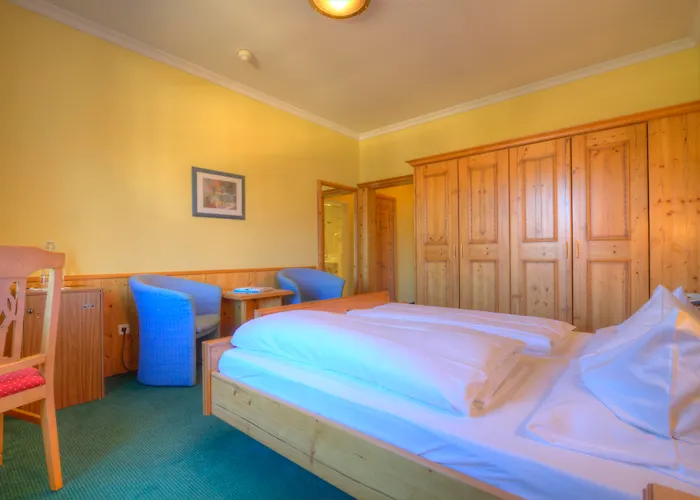 Post Seefeld - Wellnesshotel Tirol Hotell 4*